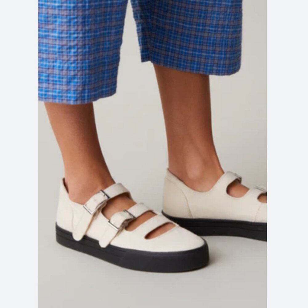 Caron Callahan Simona Canvas Sneakers